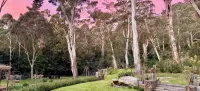 Self Contained Cottage in Bowral with Fireplace - Country Houses