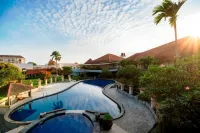 Tirtasanita Resort Kuningan - Pools