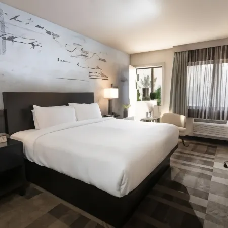 Silver Sevens Hotel & Casino