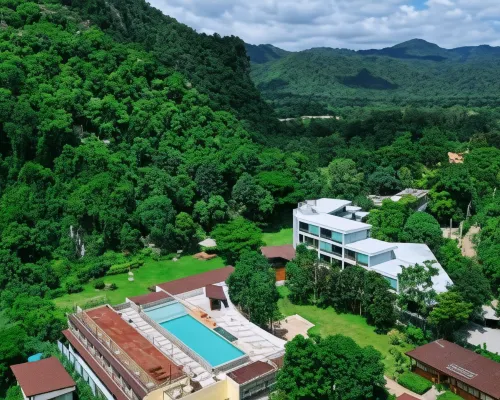 Hansar Thai Wellness Hotels near Primo Piazza
