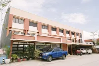 Royale House Hotel Davao powered by Cocotel