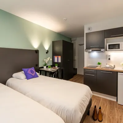 Montempô Appart'hôtel Bordeaux Belvédère Hotels near Porte Cailhau