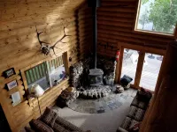 Secluded Lakefront Log Cabin, Wildlife and Fishing Paradise, Pet Friendly - Alppimaja