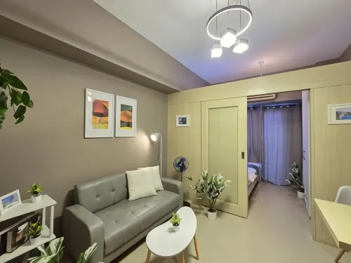Citispace 1BR Suite at SM Light Residences #LT06 - 停車場
