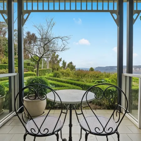 Echoes Boutique Hotel & Restaurant