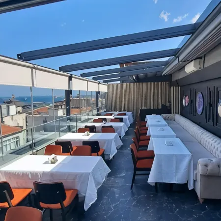 Anemon Bakırköy Отели рядом с достопримечательностью «Пристань для яхт Атакой»