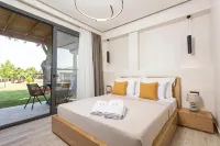 Kallithea Village Hotel - مسبح خاص
