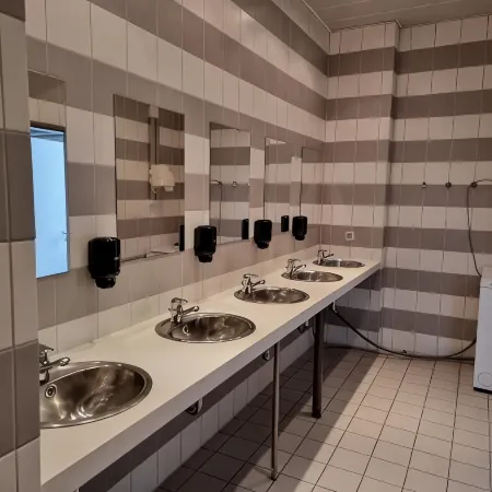 LaOla Living - Hostel