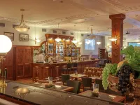 Hotel Avion Hotels near White Hill