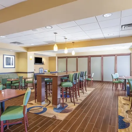 Hampton Inn Maysville, KY