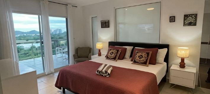 CONDO CORA. BLUE MARINE. SINT MAARTEN Hotels in Lowlands