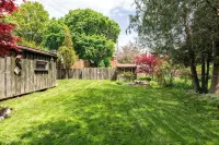 Modern & Spacious 1908 Home
