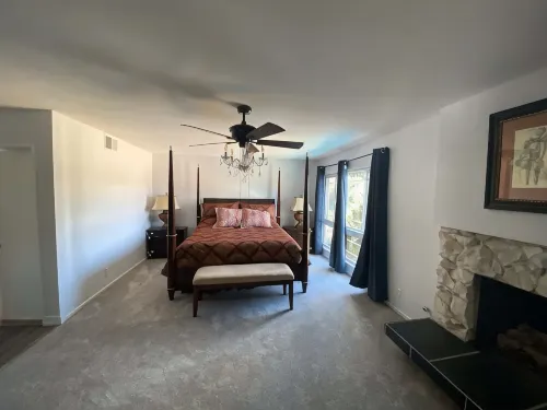 Chalet-style Home Perfect for Family - Heated Pool - Wifi