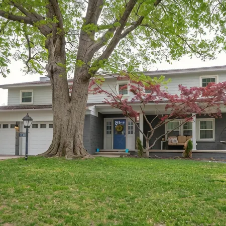 Beautiful Spacious Home- Near the Expo, TU, gathering Place, Fair park