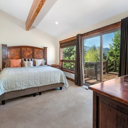 Lake View Stylish Timber House - South Lake Tahoe. Nevada