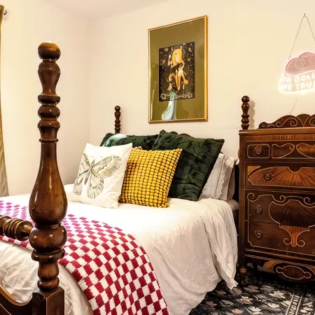 Family-Friendly Farmhouse Johnson City Etsu Bristol Motor Speedway