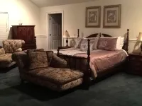 LUXURY LAKEFRONT HOME W/SWIMMING POOL & BOAT RENTALS - Pools