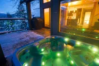 True Ski InSki Out Hot Tub on Village Run-Truly Slopeside-Luxury, Amazing Views. - ที่มีฟิตเนส