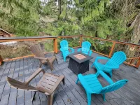 Riverfront Cabin w/Hot Tub : Near Mt. Rainier Sunrise entrance - Alppimaja
