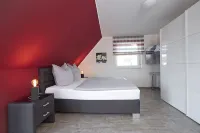 Villa Paradiso, outdoor whirlpool and sauna for exclusive use, 100m to the lake - 民宿