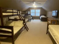 Private Glacial Hills Bellaire Home - 4-Star