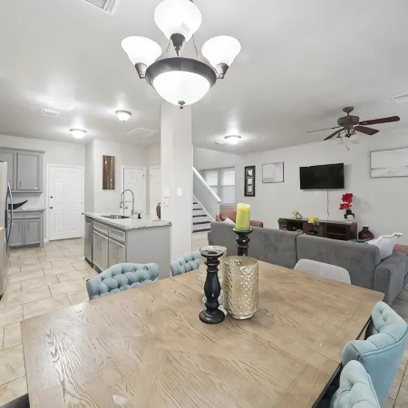 Beautiful Cozy home in The heart of Conroe Texas