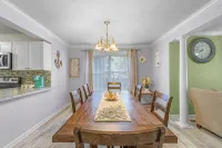 Charming Beachside Retreat - Turtle - Boutique