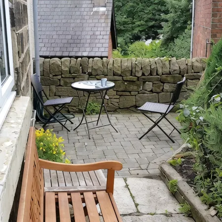 Character cottage (18c) on the edge of historic Belper