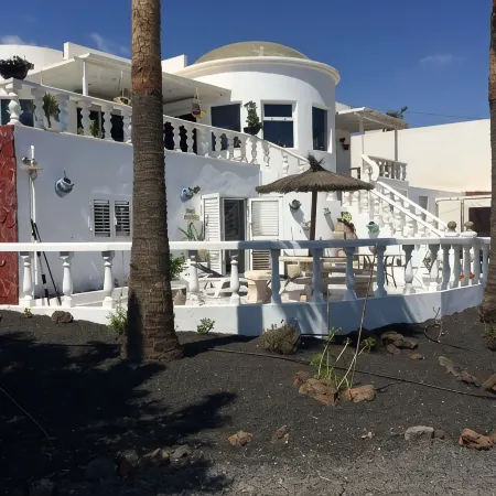 Villa with 180 Degree Sea View, Heated Pool, Pure Luxury