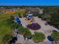 Family Retreat on the Water - 2-Star