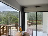 Sweeping Views, Private Deck,  Outdoor Spa, Unit #2 - 4 ดาว