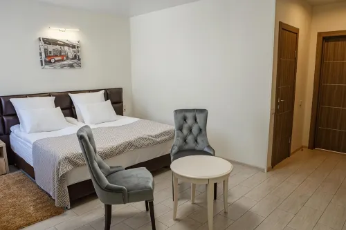 Kvartal Hotel - Inns