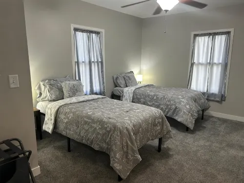 A Cozy Family Retreat in Nature, or Perfect Romantic Getaway for Two! - 3-Star