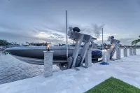 Waterfront Pool Home 77ft Intracoastal Views  Private Pool  Sleeps 10 - 4-Sterne