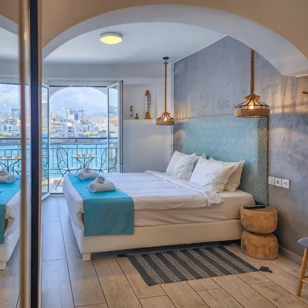 Hotel Port 7- Boutique Collection