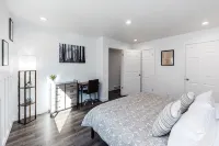 Modern hideaway in Logan Utah with changing sand table. - Lejligheder