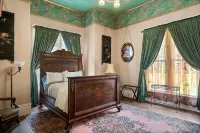 Historic Home in Downtown Oroville - Wifi