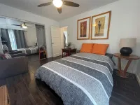 LA JOLLA SHORES PAD - Condos