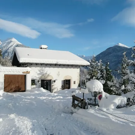 Holiday home between Davos + Lenzerheide, 8 people, hiking, cycling, swimming
