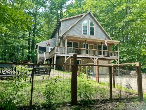 Angel Baby Lodge Winnipesauke Dog/Family Friendly Contemporary Home - con encanto