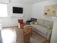 Ferienhaus Waldoase für 2 - 3 Personen, Freistehend auf Eingezäuntem Grundstück -  Privatzimmer