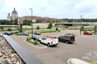 Radisson Hotel St. Paul Downtown - parking