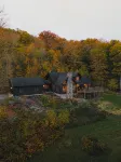 Amber Acres Lodge; Spacious Log Cabin with Mountain Views and Lake Access - Mountain View
