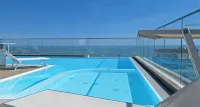 Hotel Harmony - Infinity Pools