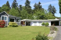 Otter Getaway - Quartermaster Harbor Beach House. - de charme