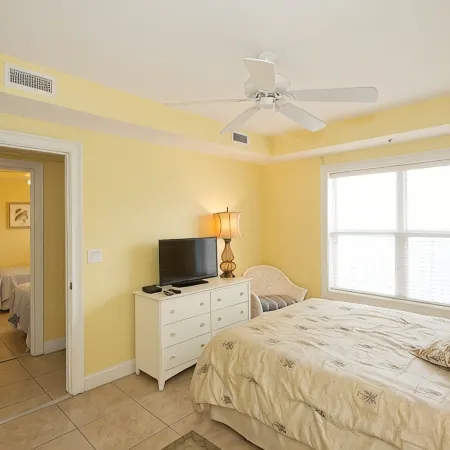 631 Beachside Colony 3 Bed 2 bath with GREAT ocean view!!!