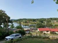 Charming house on deep water cove and amazing views - 3-Star