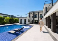 Grey Stones Villa by HolidayKeys - Villa