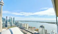 Lakeview CN tower view island free parking - Homestays