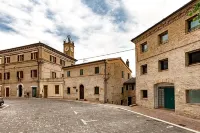 Castello di Monterado - Bares